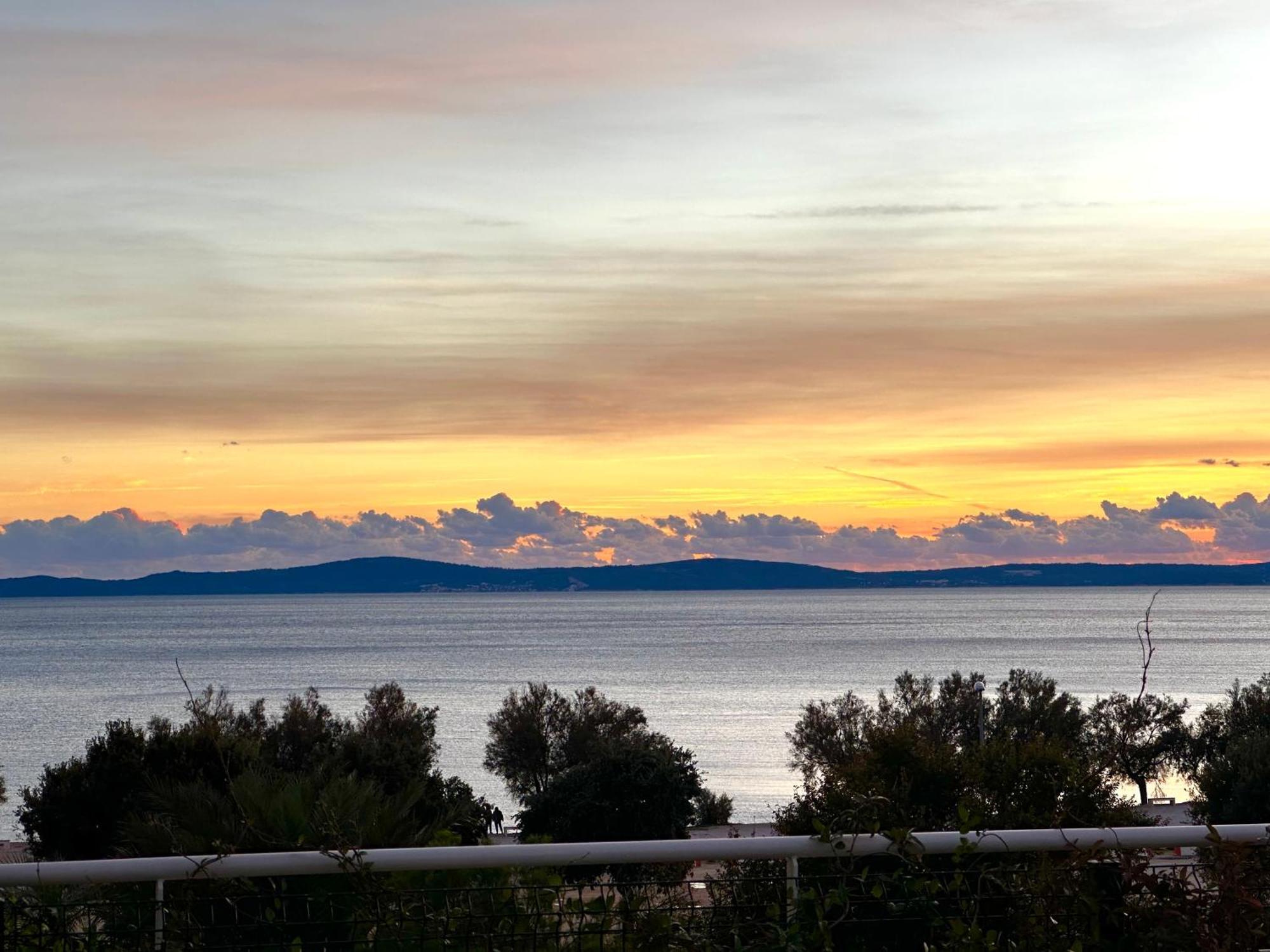 New Luxury Apartment With Private Heated Pool And Amazing Terrace With Seaview スプリト エクステリア 写真