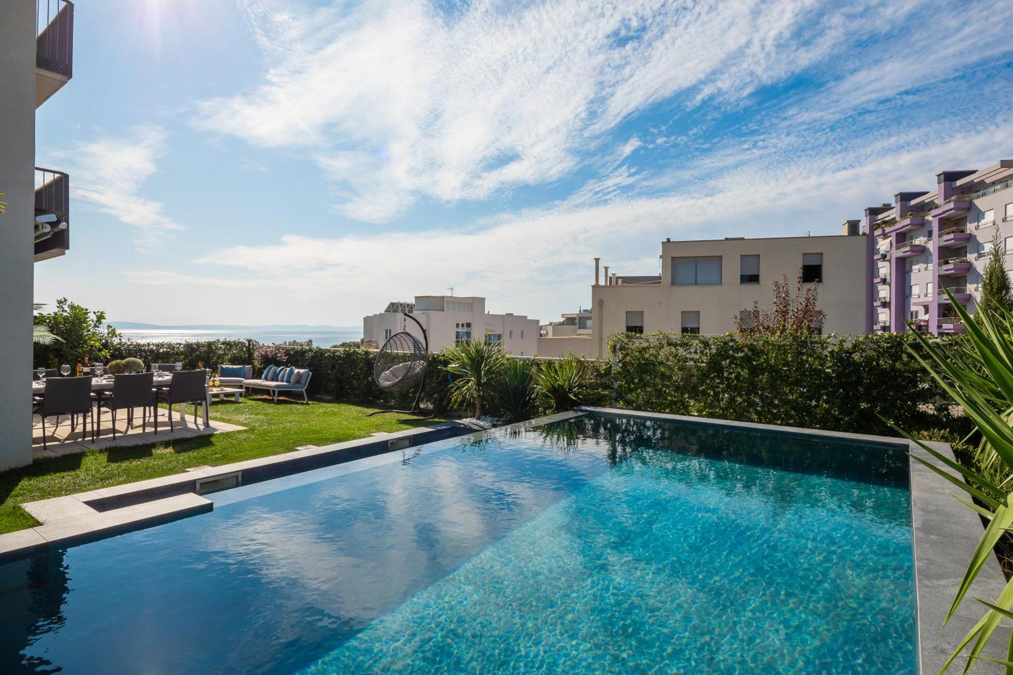 New Luxury Apartment With Private Heated Pool And Amazing Terrace With Seaview スプリト エクステリア 写真