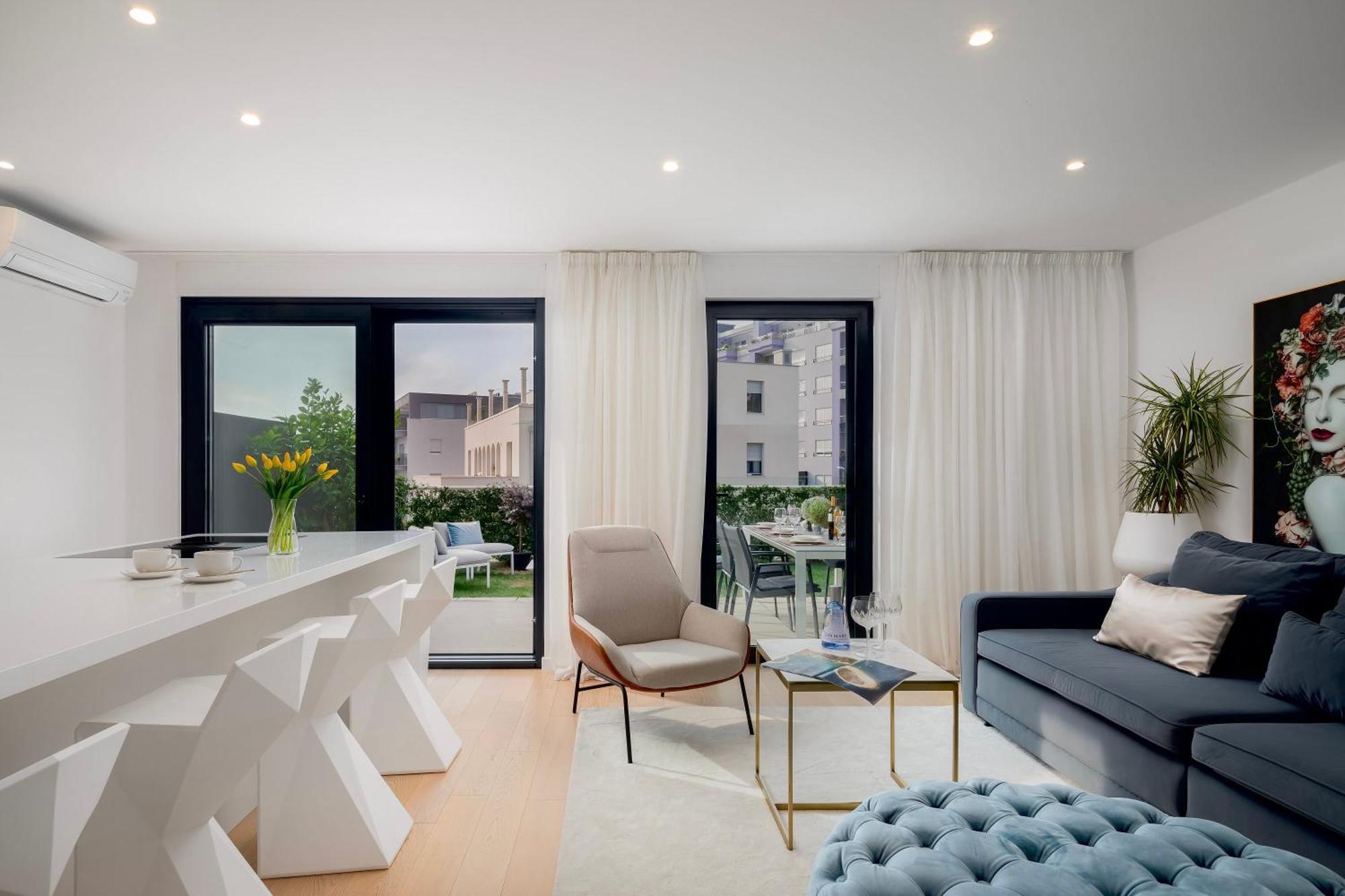 New Luxury Apartment With Private Heated Pool And Amazing Terrace With Seaview スプリト エクステリア 写真
