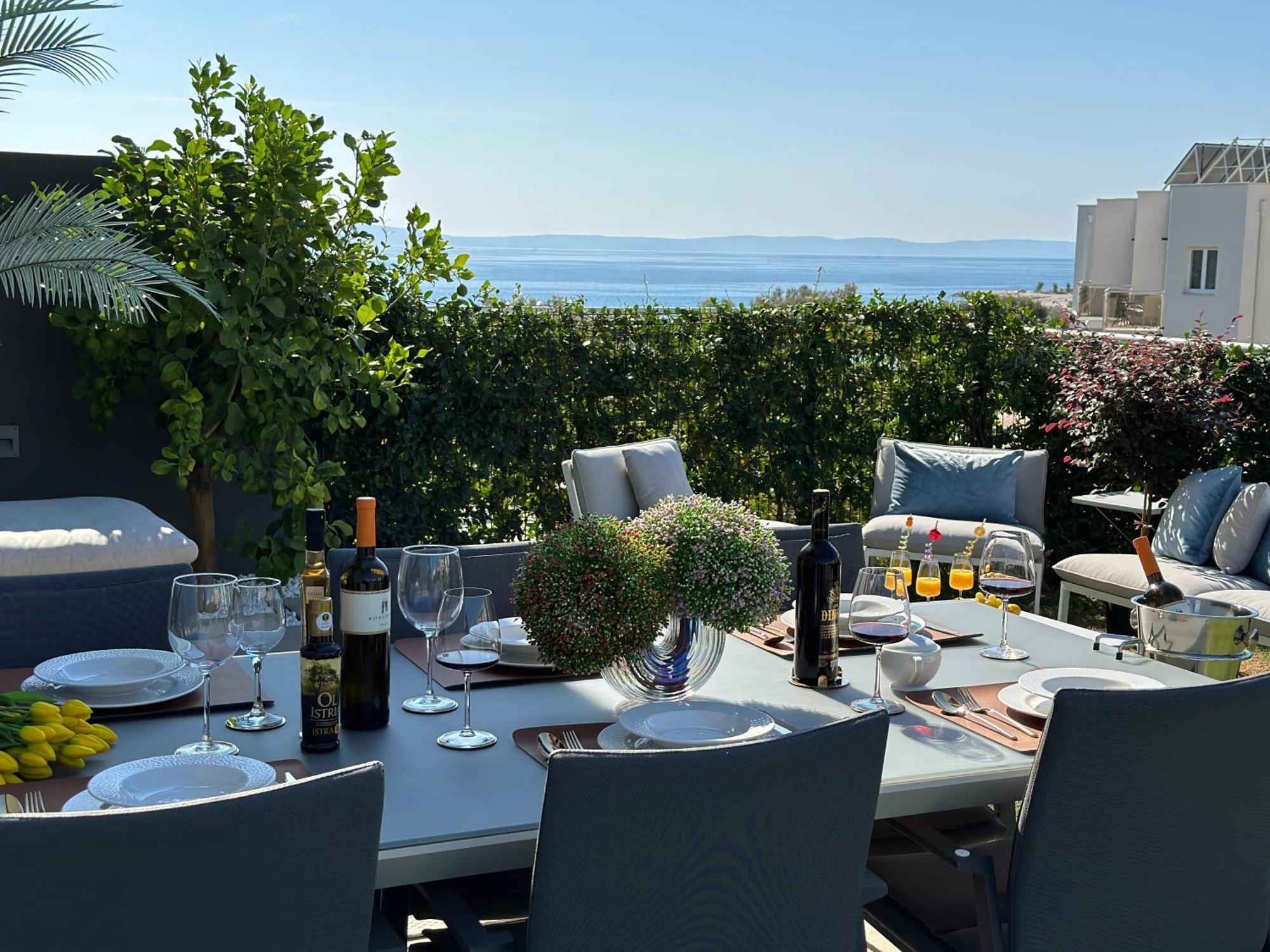 New Luxury Apartment With Private Heated Pool And Amazing Terrace With Seaview スプリト エクステリア 写真