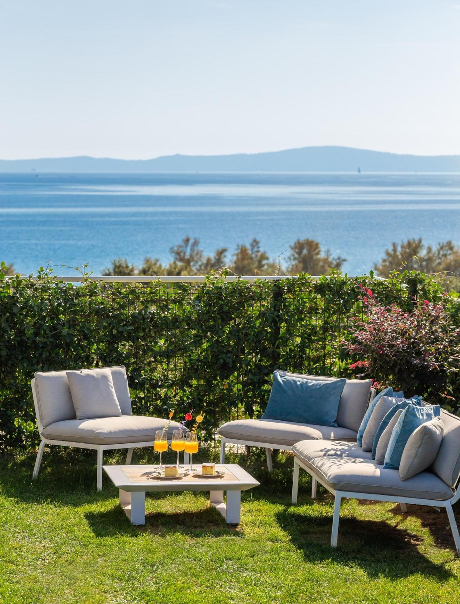 New Luxury Apartment With Private Heated Pool And Amazing Terrace With Seaview スプリト エクステリア 写真
